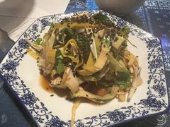 -蜗牛小馆醉乡民谣云南菜(惠新西里店)