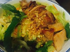 -美奈小馆·越南料理(中航城君尚购物中心店)
