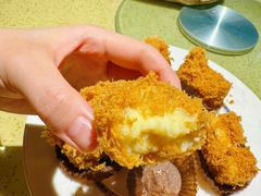 -铜锣湾·有麝自然香(重庆新天地店)