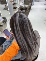 -UnHair Salon