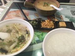 -麦谷轻餐(郑记粥铺金汇店)