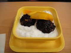 芒果白雪黑糯米甜甜-满记甜品(王府井北京市百货大楼店)