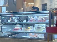 面包甜点陈列柜-哈根达斯(SM店)