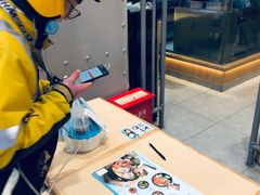 -灵芝妹子海鲜米线(凯德和平广场店)