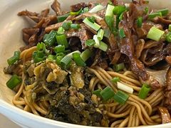 -佬钱湾仔(衣裳街店)