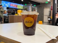 -麦当劳(上海虹桥站30B检票口楼上)