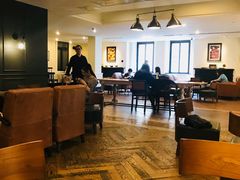 大堂-星巴克臻选(广州沙面店)