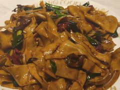 爆炒皮带面-小河公主秘制烤羊腿(小绿谷店)