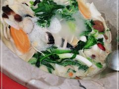 -姚记抚仙湖石锅鱼庄