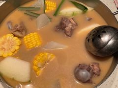 -肥仔文澳门猪骨煲(南京西路店)