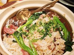 广式腊味煲仔饭-蝴蝶里·粤菜·点心(滨江龙湖店)