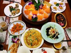 -青瓦餐厅·生鱼片·韩园烤肉(西塔店)