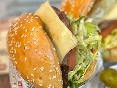 -The Habit Burger Grill 哈比特汉堡(复兴soho店)