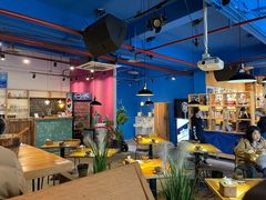 大堂-无届青年餐馆(熙街店)