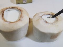 -志龙皇冠吃货椰子铺