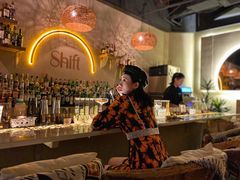 -Shift cocktail bar鸡尾酒吧