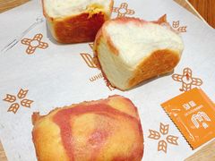 芋泥蛋黄流心吐司-麦陌(正弘城店)