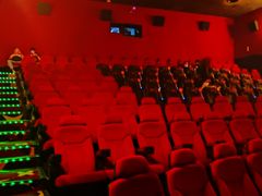 -AMG海上明珠影城(上海环球港RealDCinema店)