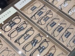 -博士眼镜·President总统(宝安海雅缤纷城店)