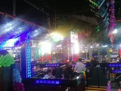 -路边边.炒菜烧烤.音乐餐厅(良乡长虹店)