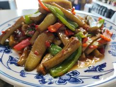 -天天向上素食餐厅(五台山店)