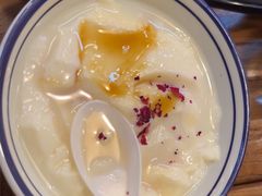 -云阿蛮云南生烫牛肉米线(奉贤路店)