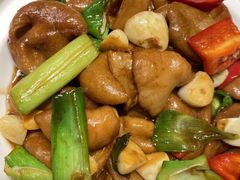 曾家肥肠煲-曾家厨房·新徽菜(高新天柱路店)
