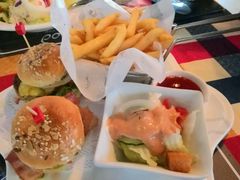 -遇见西木美式餐厅(体育路店)