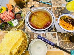 -顶上头·螺蛳火锅(五一新村店)