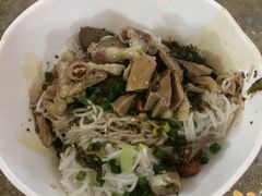 -阿阳牛腩腌面店