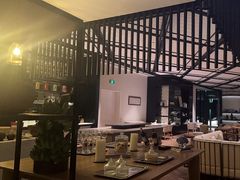 -瑰丽酒店·海吧·天际下午茶·现场DJ·天台酒吧