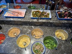 -爱你您·自家鱼塘·活水喷泉鱼火锅(八里店)