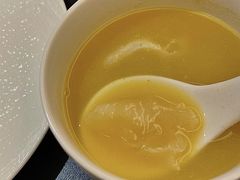 -鲜入唯煮·港式海鲜牛肉火锅(金宝街店)