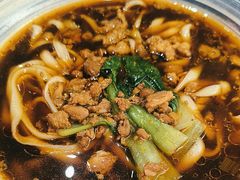 -五度翠清大同刀削面
