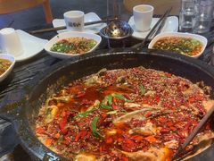 -老船舫·现做活鲜鱼馆(东郊记忆店)