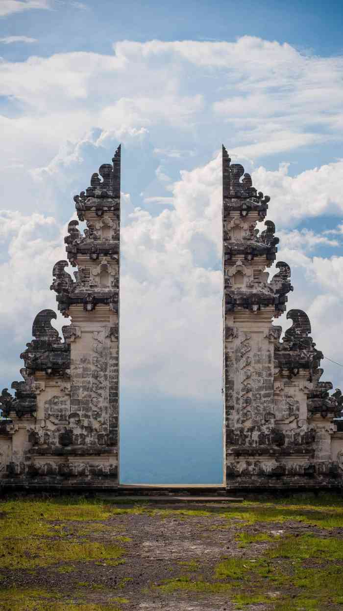 在南马路上,九策城市广场门口,计时停车