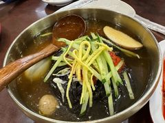 -服务大楼冷面(延大店)