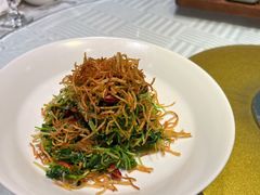 巧拌豆苗-四季民福烤鸭店(王府井灯市口店)
