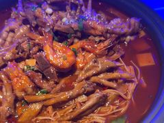 -徐记小怪兽肉蟹煲店(哈西万达金街店)