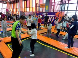 点击看大图 -嗨翻Hi-Fun竞技主题乐园·蹦床团建生日聚会(五棵松华熙店)