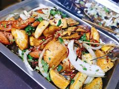 -勃利地摊·勃立小串烧烤