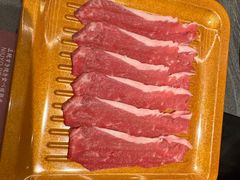 -牛YO寿喜烧·铁板烧和牛火锅自助(市府恒隆店)