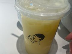 -喜茶(北京华贸购物中心店)