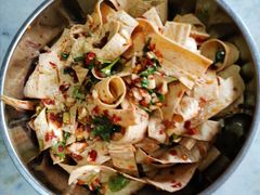 凉拌香菜豆皮-清泉食杂店