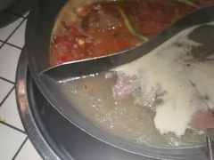-热火朝天鲜切牛肉火锅(南强街巷店)