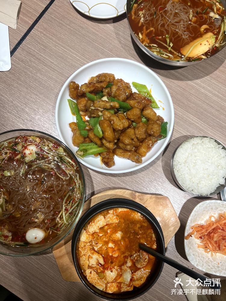 齐凌宇不是麒麟雨 12月2日 20:02 关注 西单食宝街好吃的冷面| 「三泉