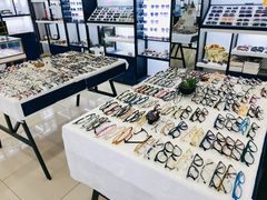 -三叶眼镜城·好视力眼镜店