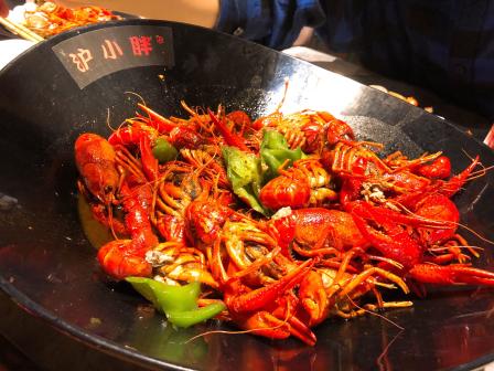 沪小胖小龙虾&羊棒骨(镇宁路店)-"第一次接触沪小胖是朋友来上海n欢乐