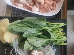 -一席地·本地鸡窝·杭帮鸡火锅(萧山银隆百货店)