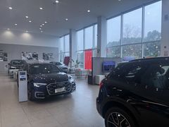 -上海永达奥诚奥迪4S店(申江路店)